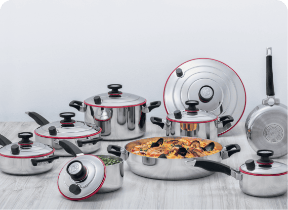 Conjunto de panelas premium Royal Prestige, feitas com aço cirúrgico 316L para máxima durabilidade e preservação de nutrientes. Utensílios de cozinha premium em aço cirúrgico.